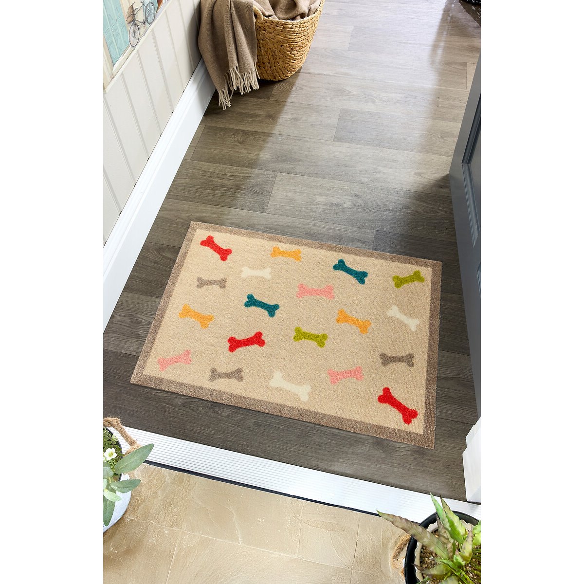 Multi Bones Stain Resistant Pet Mat 50x75cm multi-coloured, HOWLER & SCRATCH