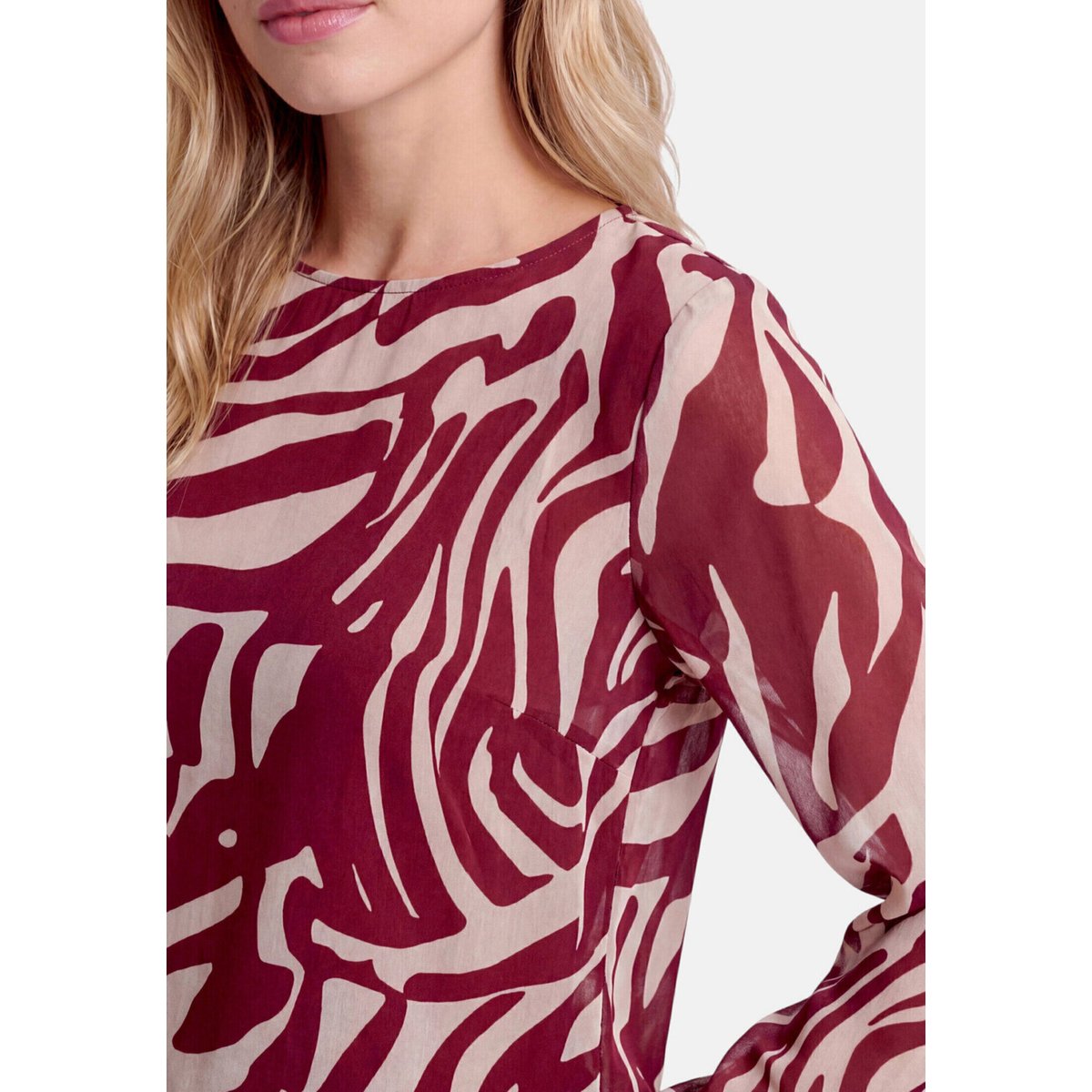 T-shirt en maille à élastique nature/dark red, BETTY & CO