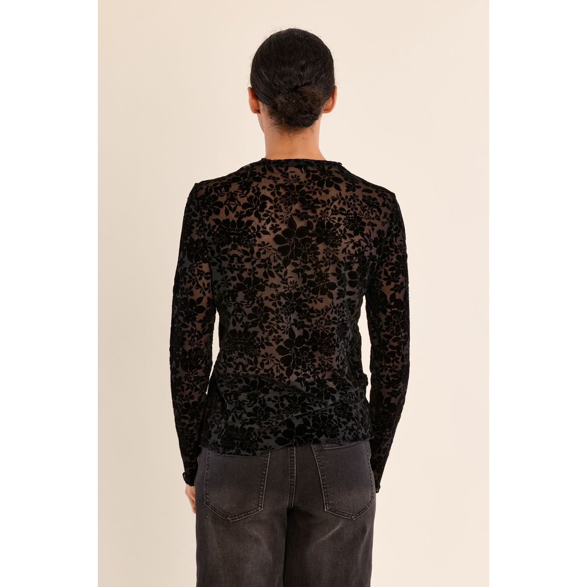 Top en semi-transparence col montant noir, MOLLY BRACKEN