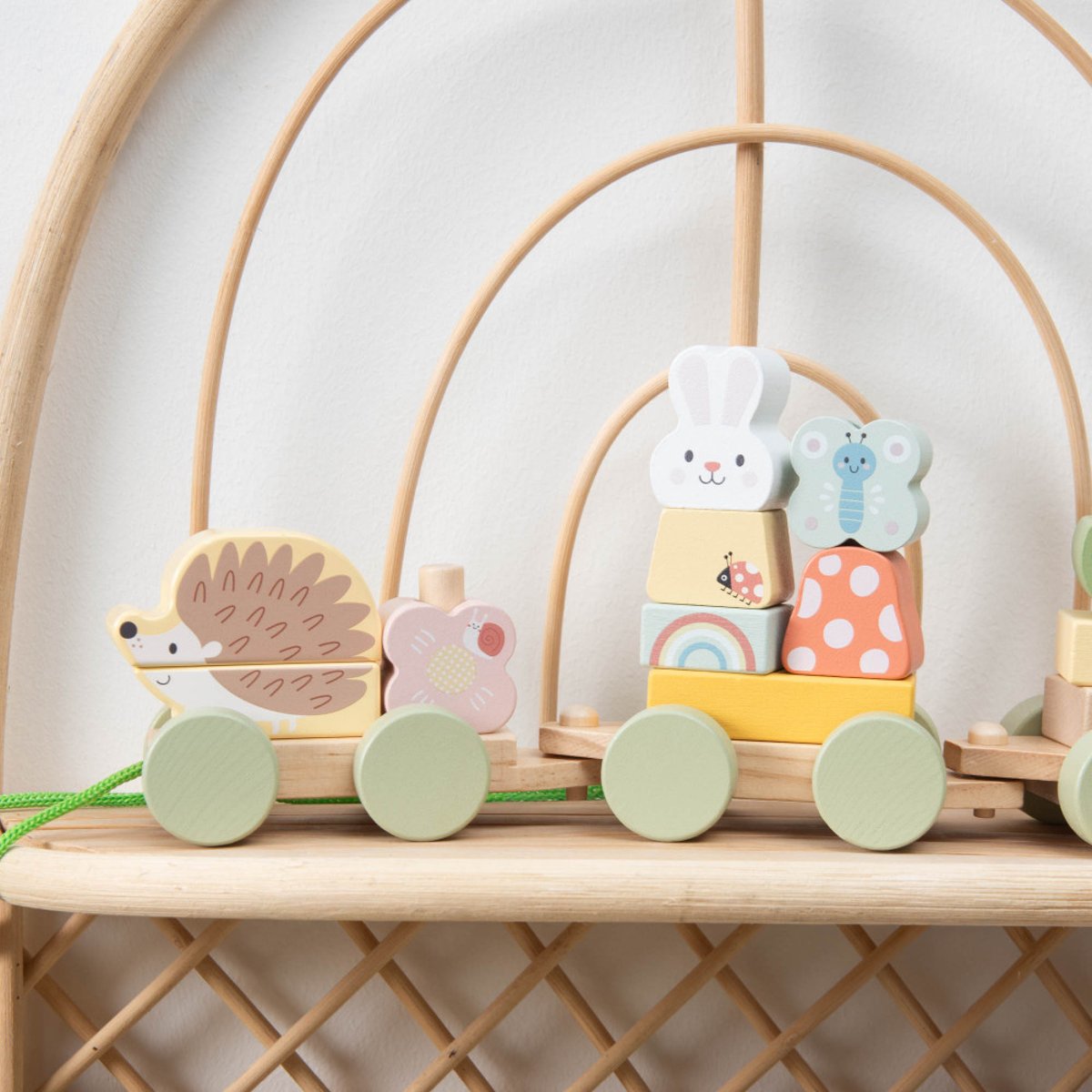 Jouet petit train à tirer Forêt   en bois FSC multicolore, AMADEUS LES PETITS
