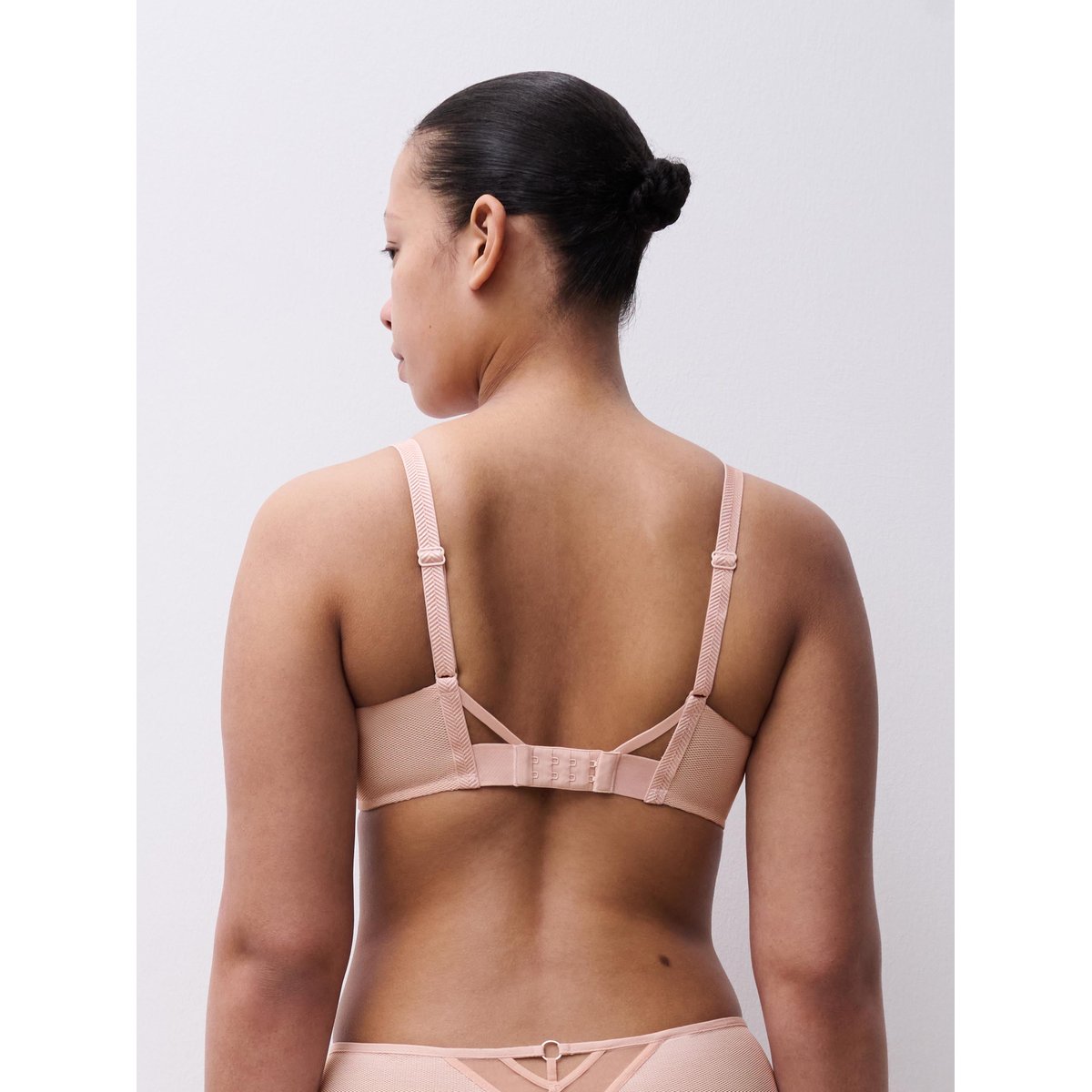 Soutien-gorge emboîtant ELECTRA nude camaïeu, CHANTELLE PULP