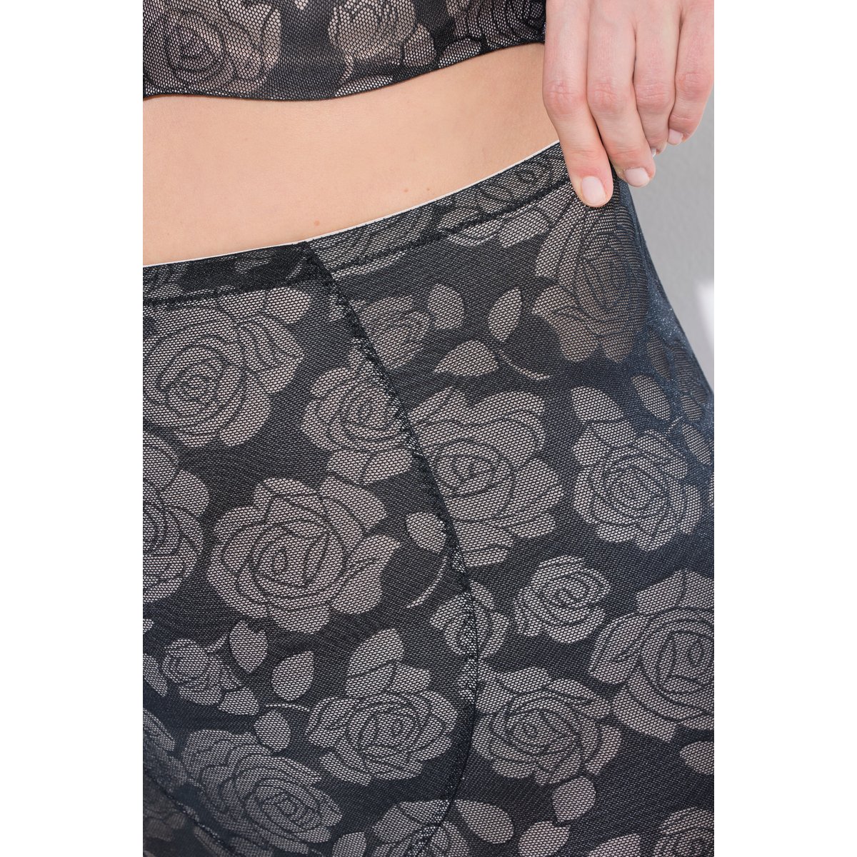 Panty gainant TRUYOU en dentelle. Taille noir, ULLA POPKEN