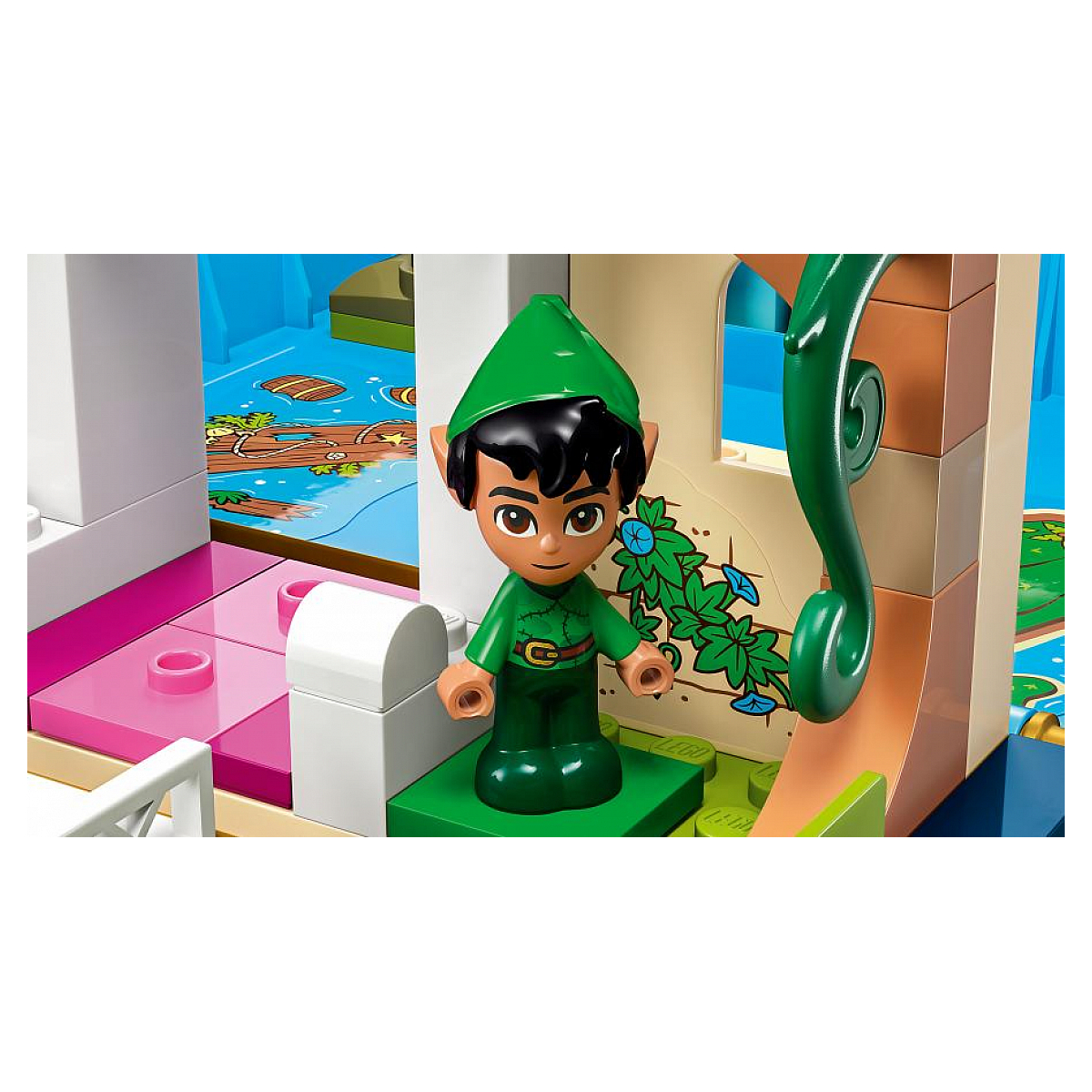 Disney Les aventures de Peter Pan et Wendy dans un livre de contes multicolore, LEGO
