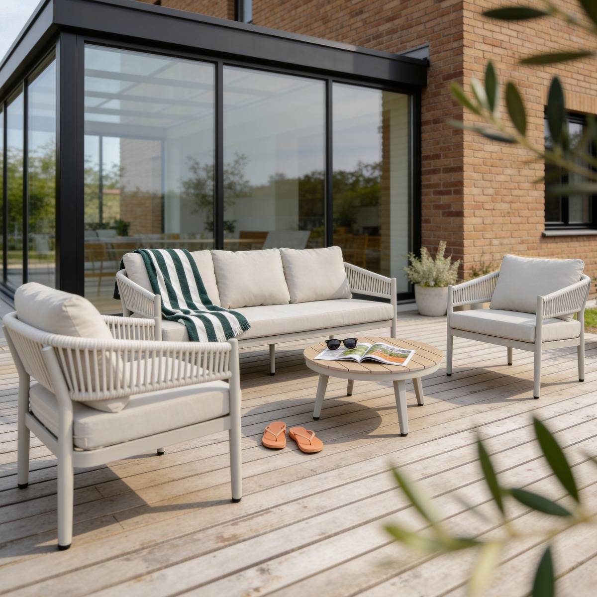 Salon de jardin en aluminium SAYEN beige, MADE IN MEUBLES 