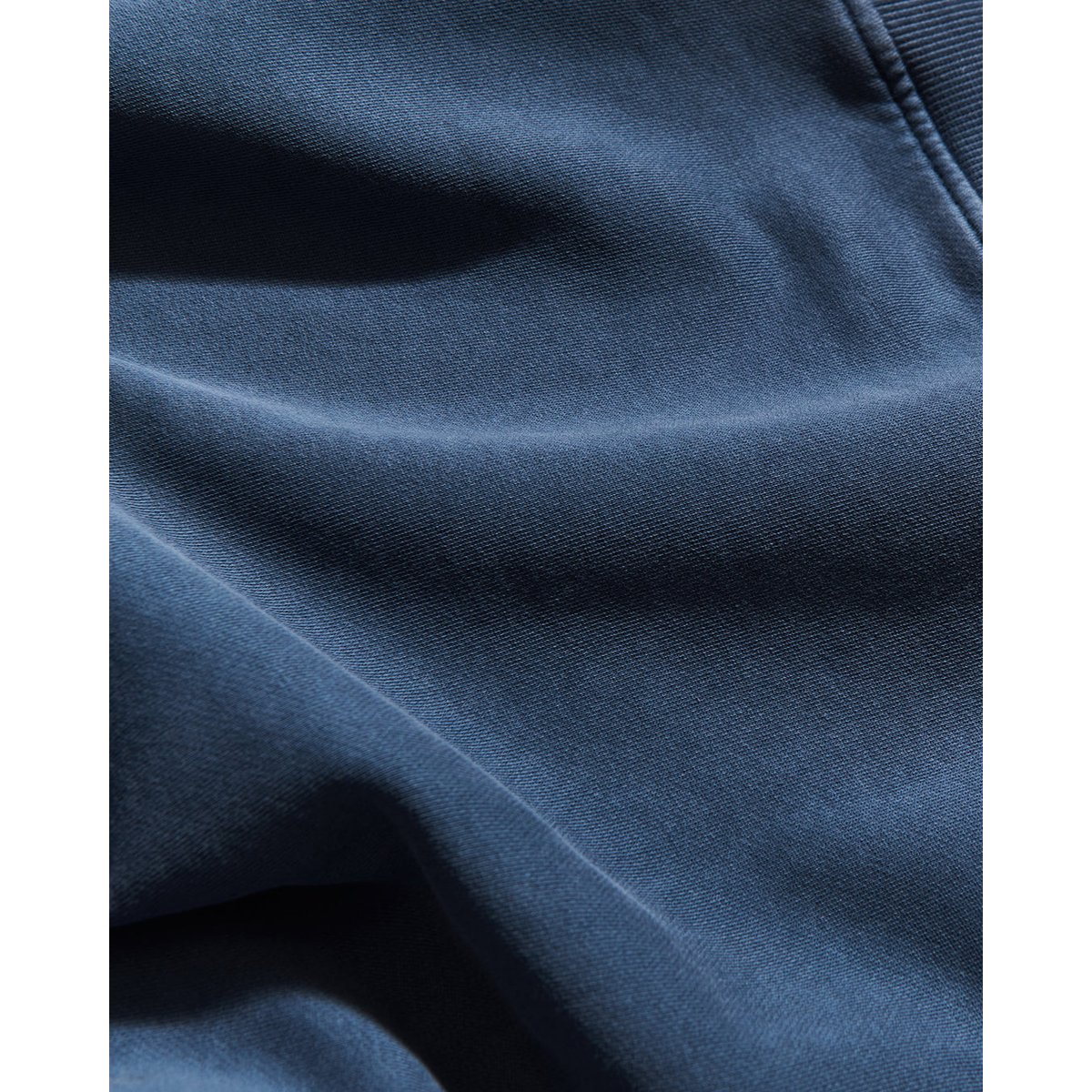 Sweat garment dye brodé, L'AMOUR EST DÉCLARÉ bleu - bleu garment dyed, EMOI EMOI