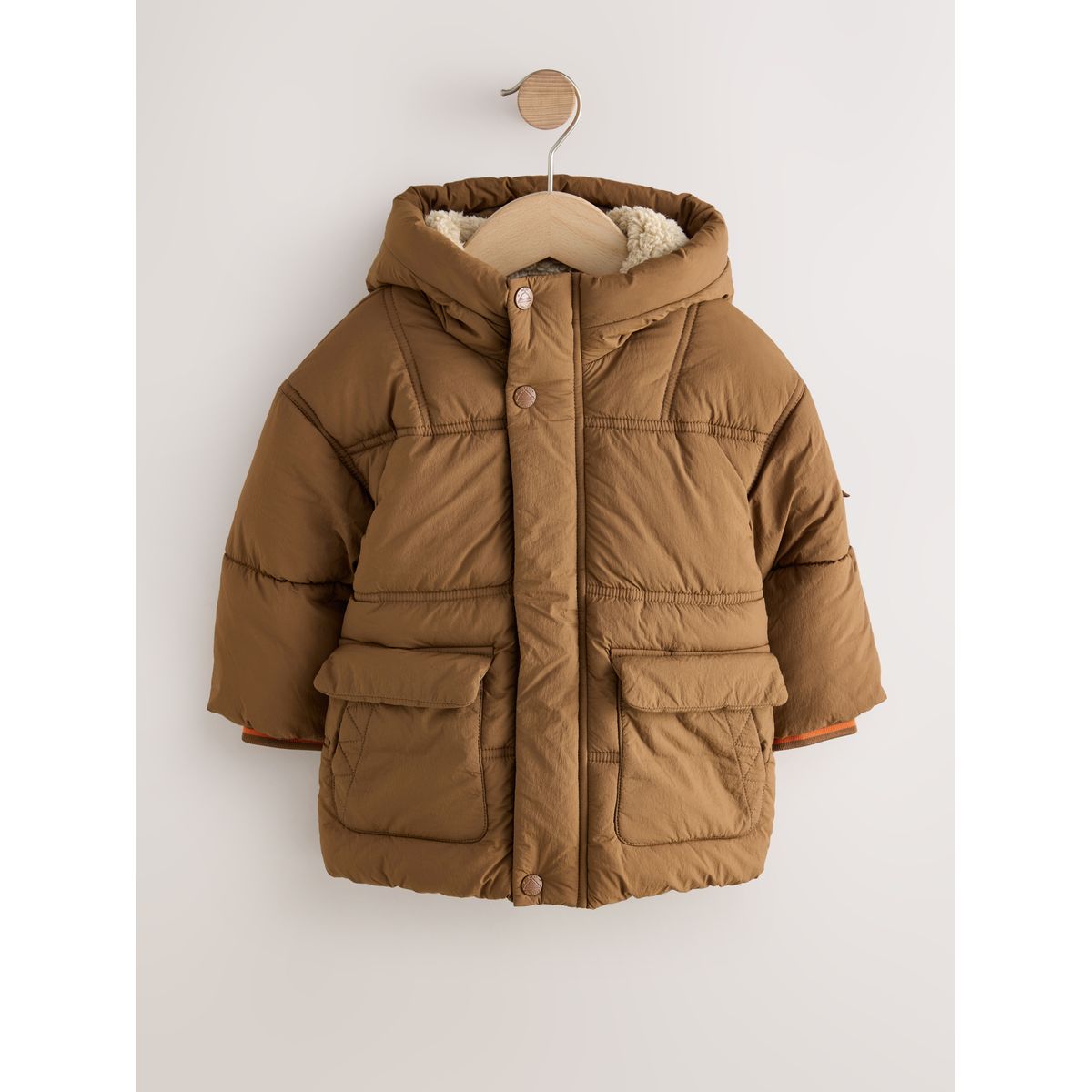 Manteau imperméable rembourré en peau lainée marron, NEXT
