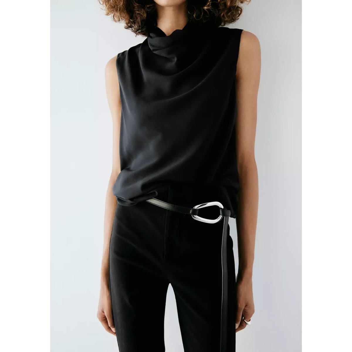 Haut col montant drapé noir, MANGO