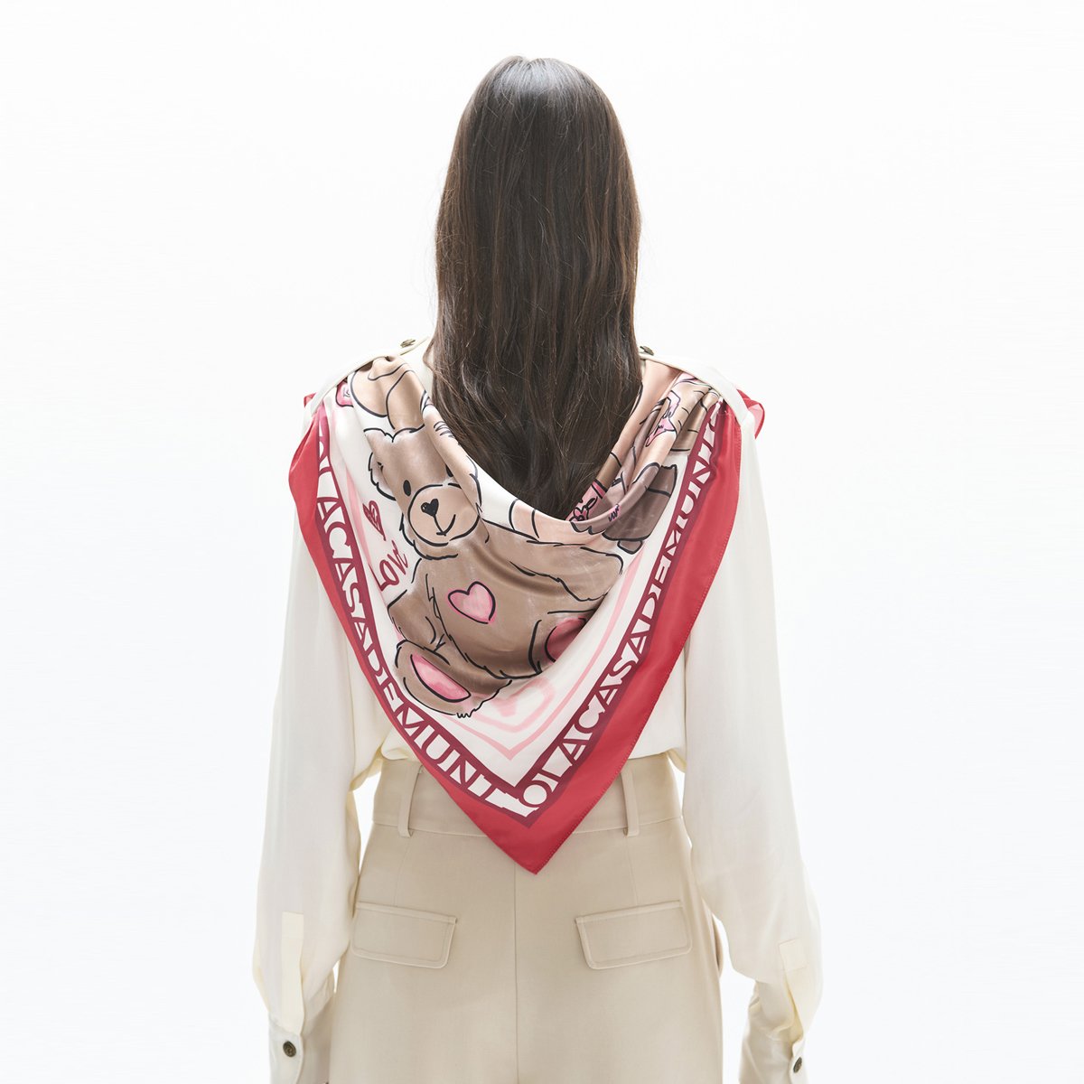 Foulard imprimé ours en polyester nude, LOLA CASADEMUNT