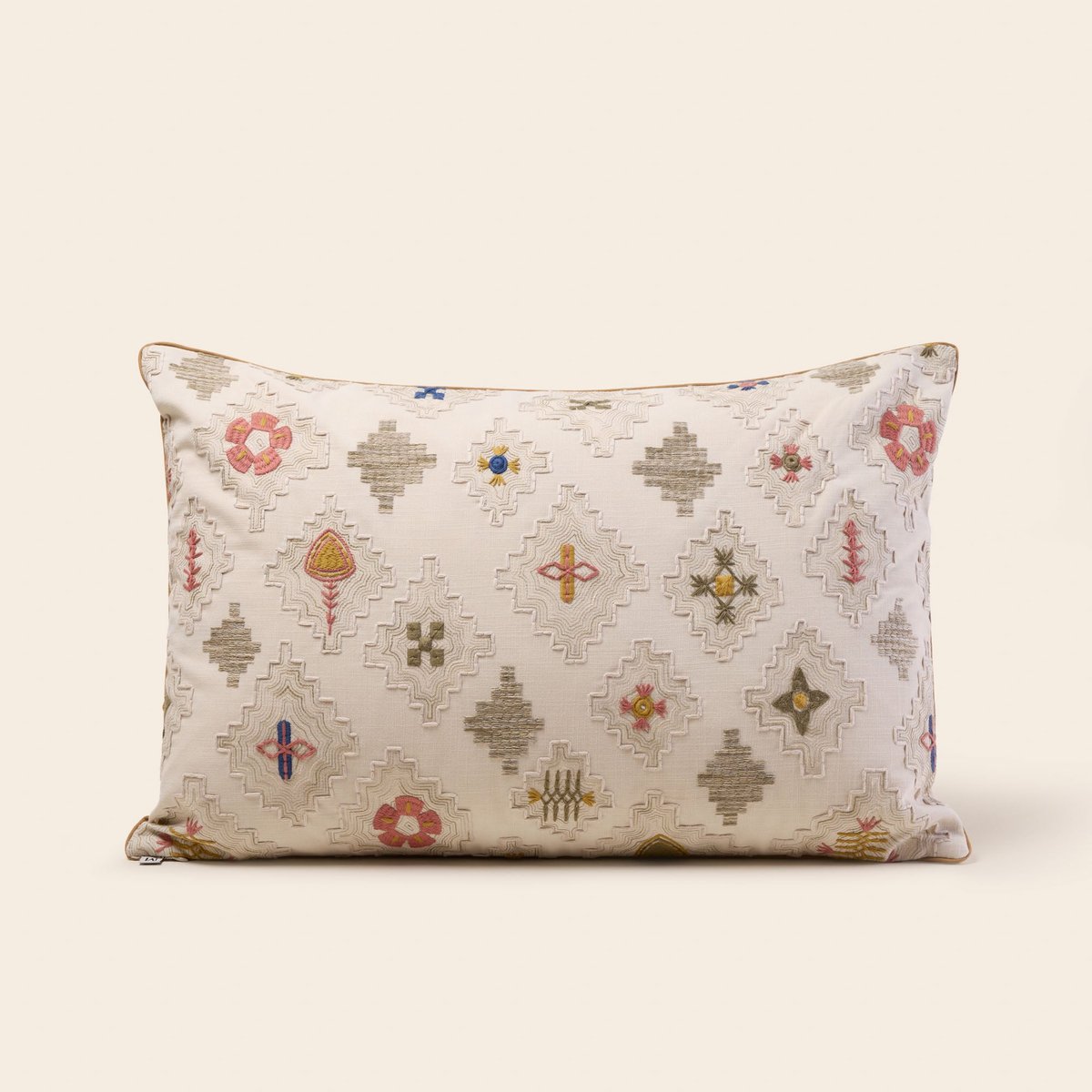 Housse De Coussin en Broderie ethnique GENNARO naturel et multicolore, MADURA