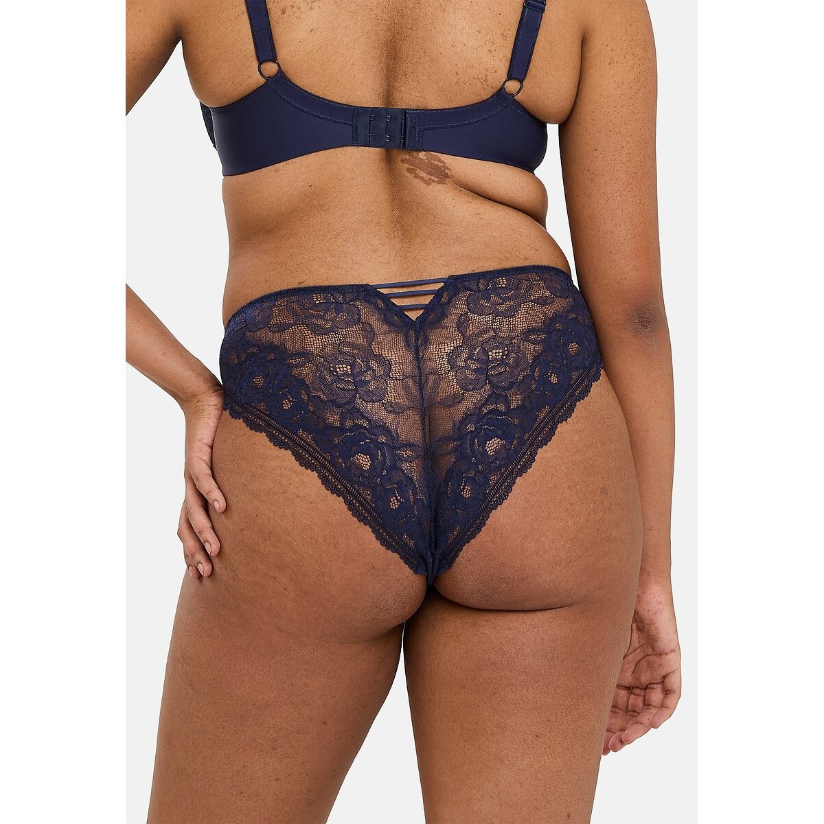 Slip Lily bleu marine, SANS COMPLEXE