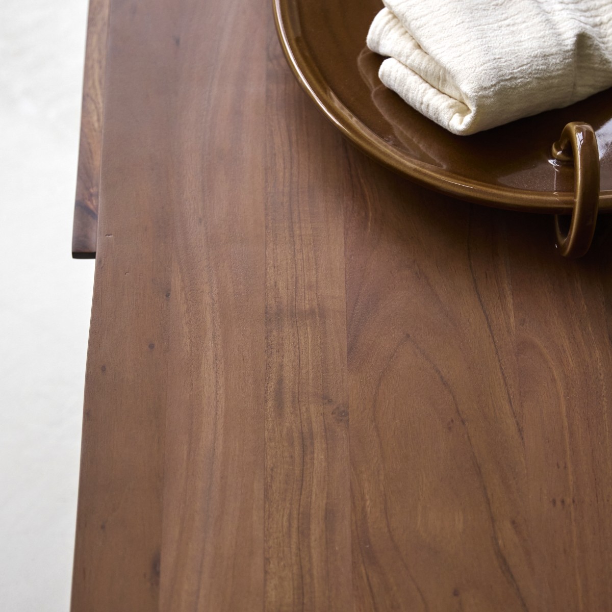 Table basse en Acacia massif, NIELS marron foncé, TIKAMOON