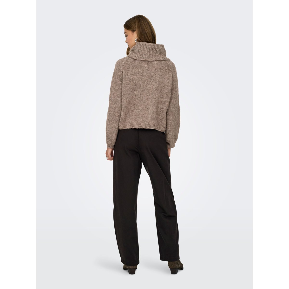 Pull En Maille toasted coconut 1, ONLY