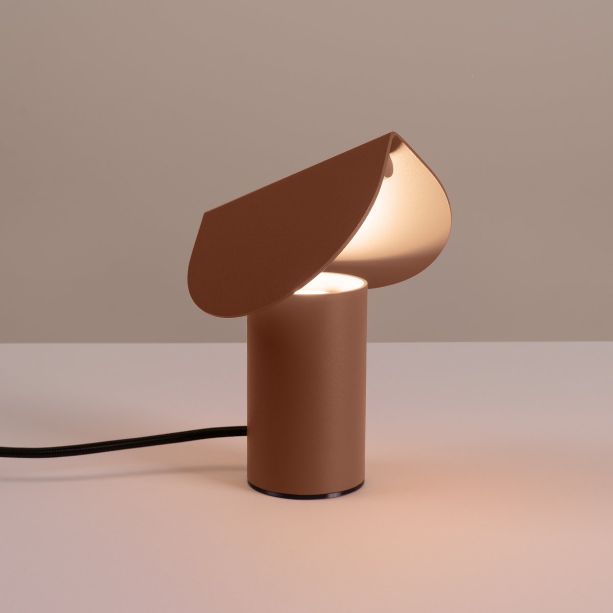 Lampe de bureau Aluminium Moka LED 1 Biscuit moka, EDEN
