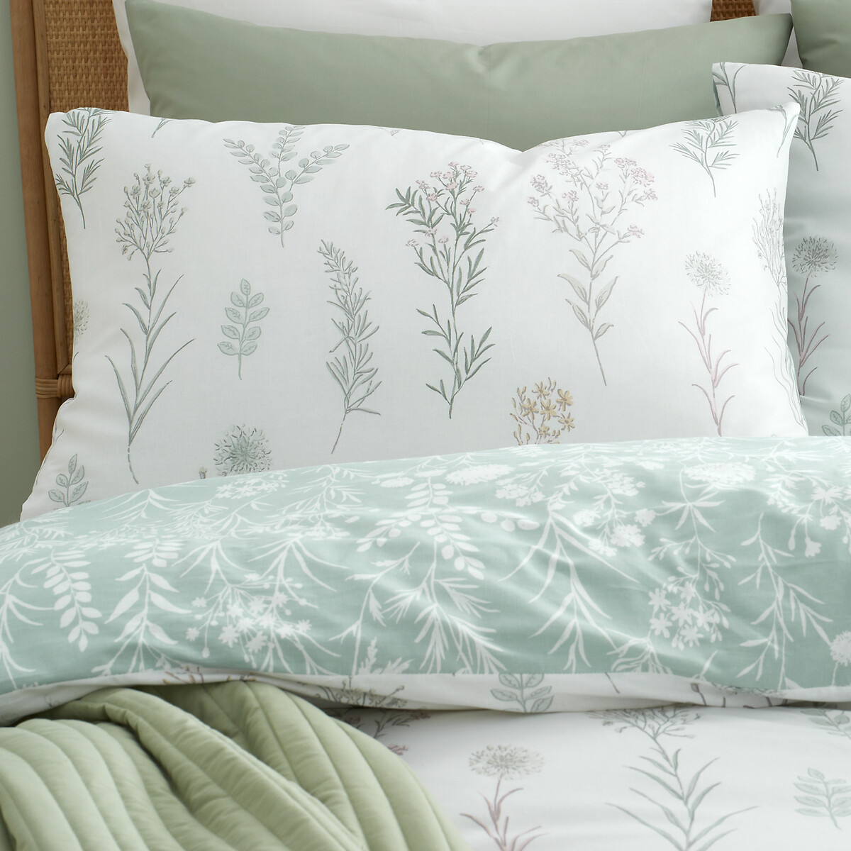 Wild Flowers 100% Cotton Duvet Cover and Pillowcase Set green, BIANCA FINE LINENS