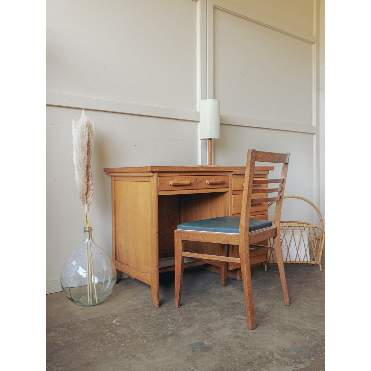 Bureau d'administration Edouard N°1022 - Bon état bois clair, DEBONGOUT