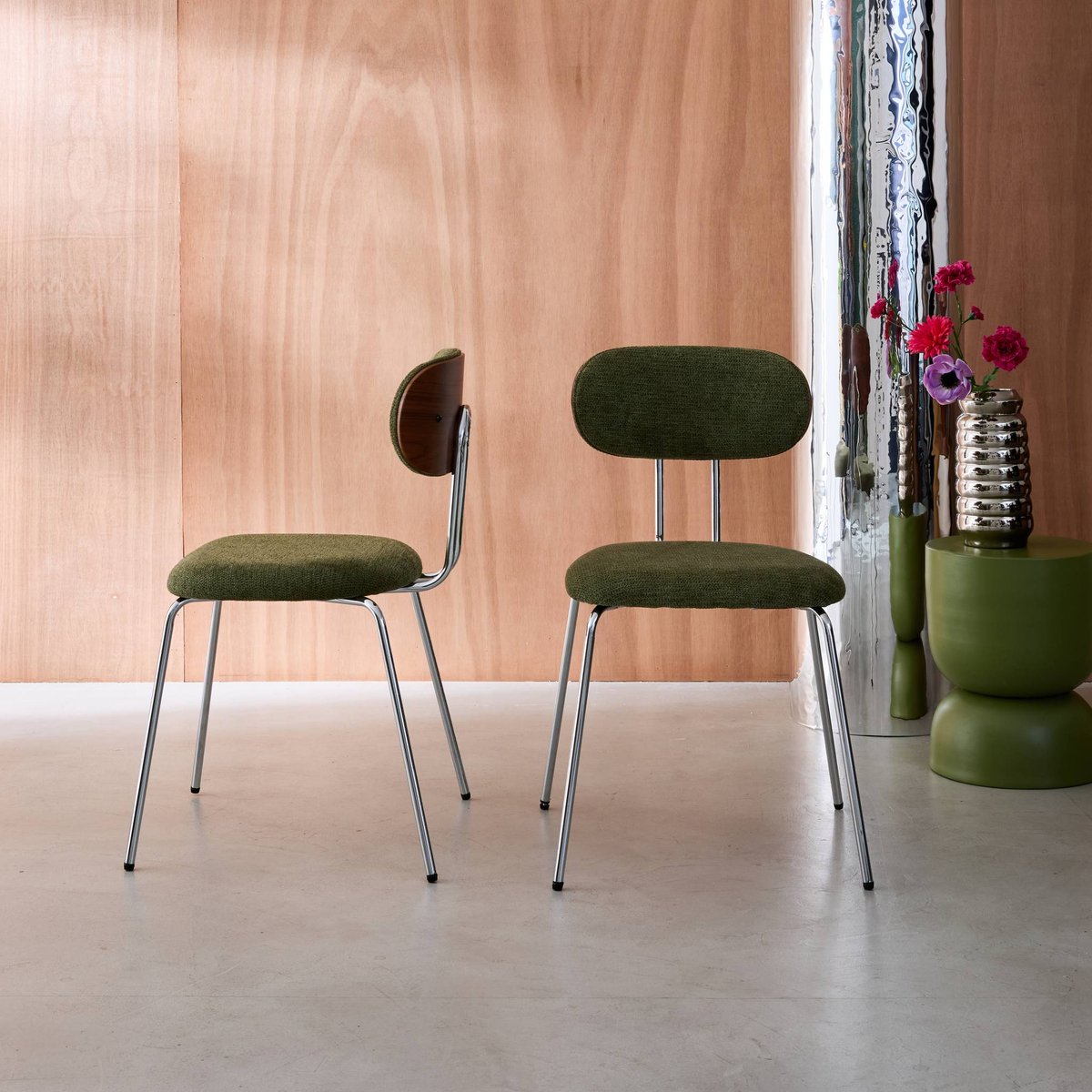Chaise décor bois courbé teinté noyer et tissu déperlant pieds métal chromé (lot de 2) ERIN kaki, SWEEEK