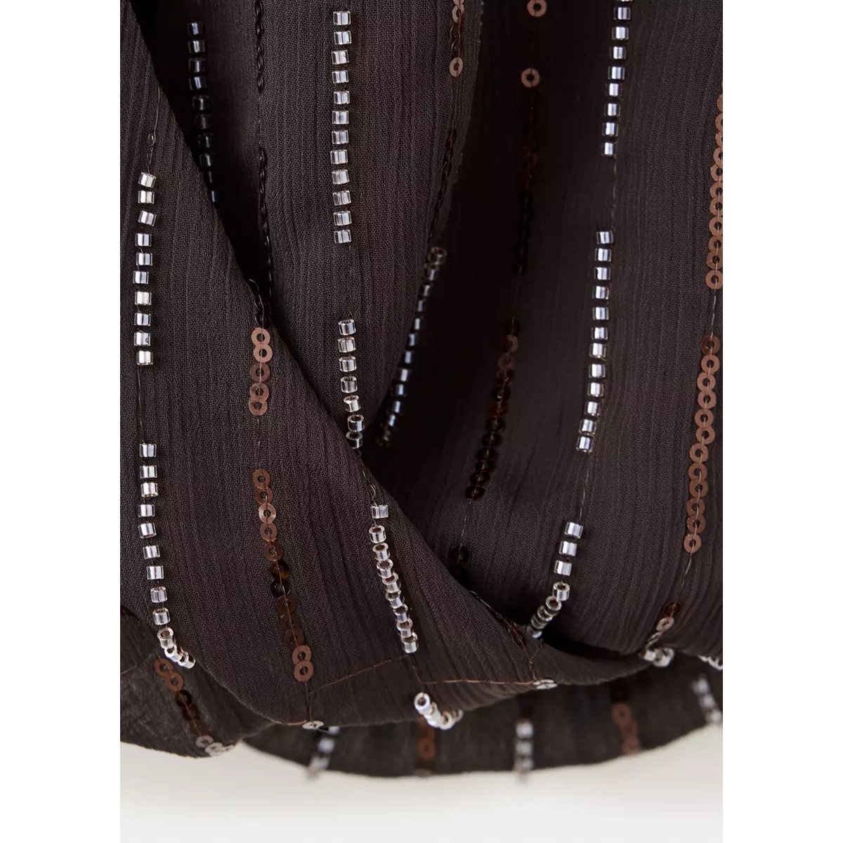 Top emmanchures américaines sequins marron, MANGO