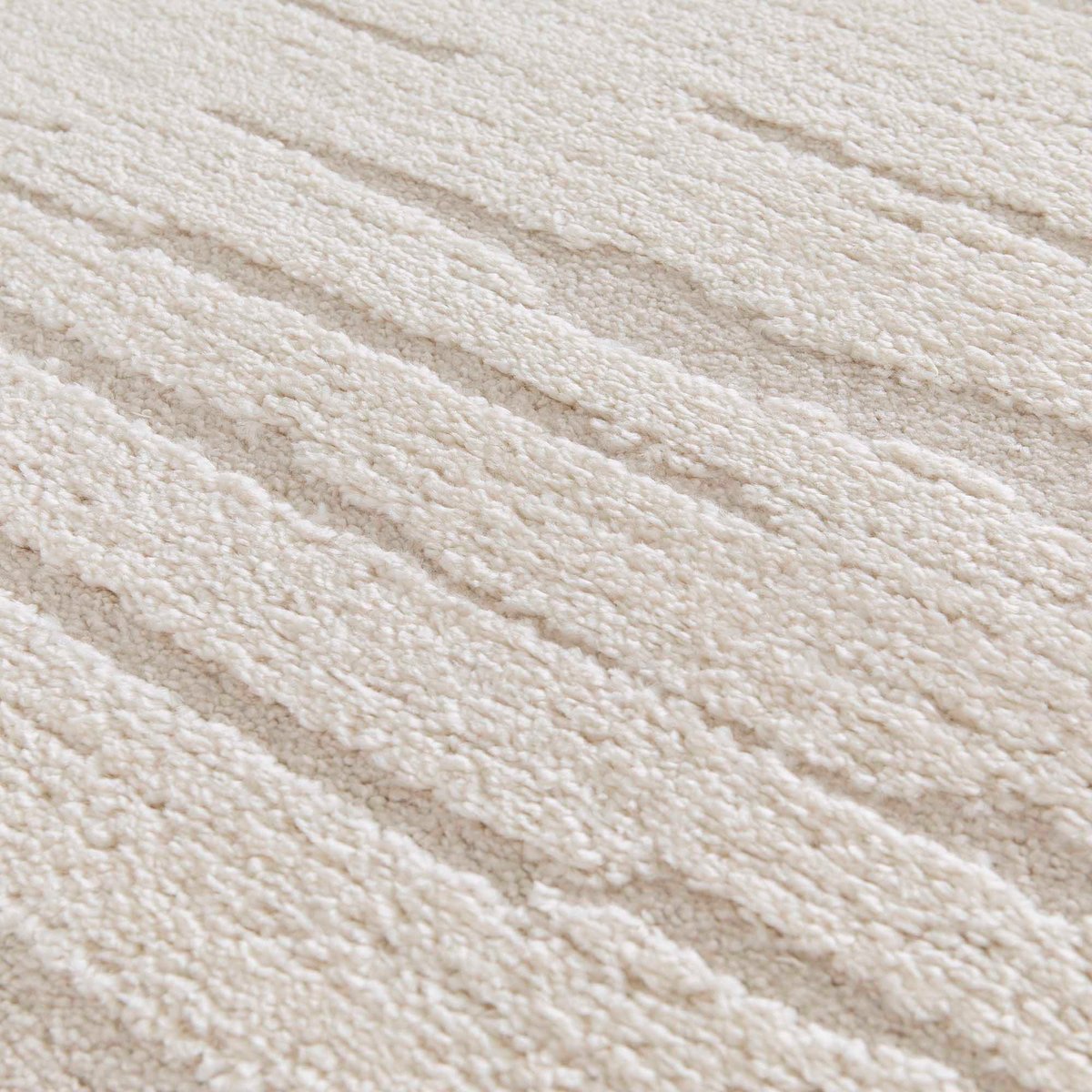 Tapis doux à relief moderne DESIGN DOUCEUR crème, THE DECO FACTORY