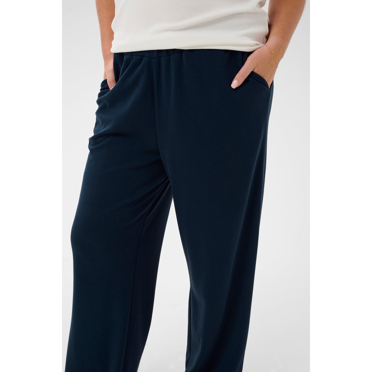 Pantalon casual bleu midnight marine, KAFFE CURVE