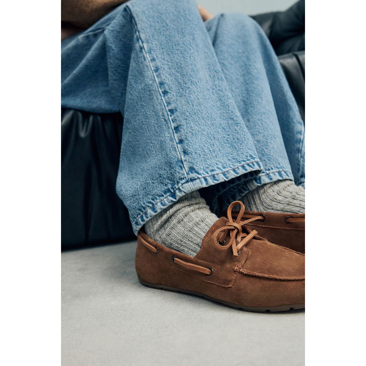 Chaussures bateau en cuir à bout rond marron fauve, NEXT