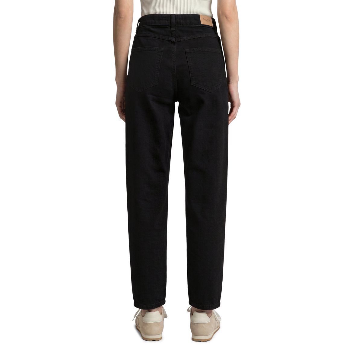 Jeans modèle Stine, coupe  barrel  et longueur raccourcie en denim rigide noir, MARC O’POLO DENIM