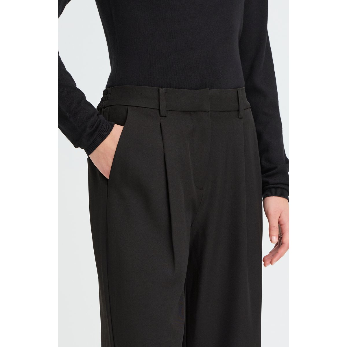 Pantalon large à pinces, taille elastiquée noir, ICHI