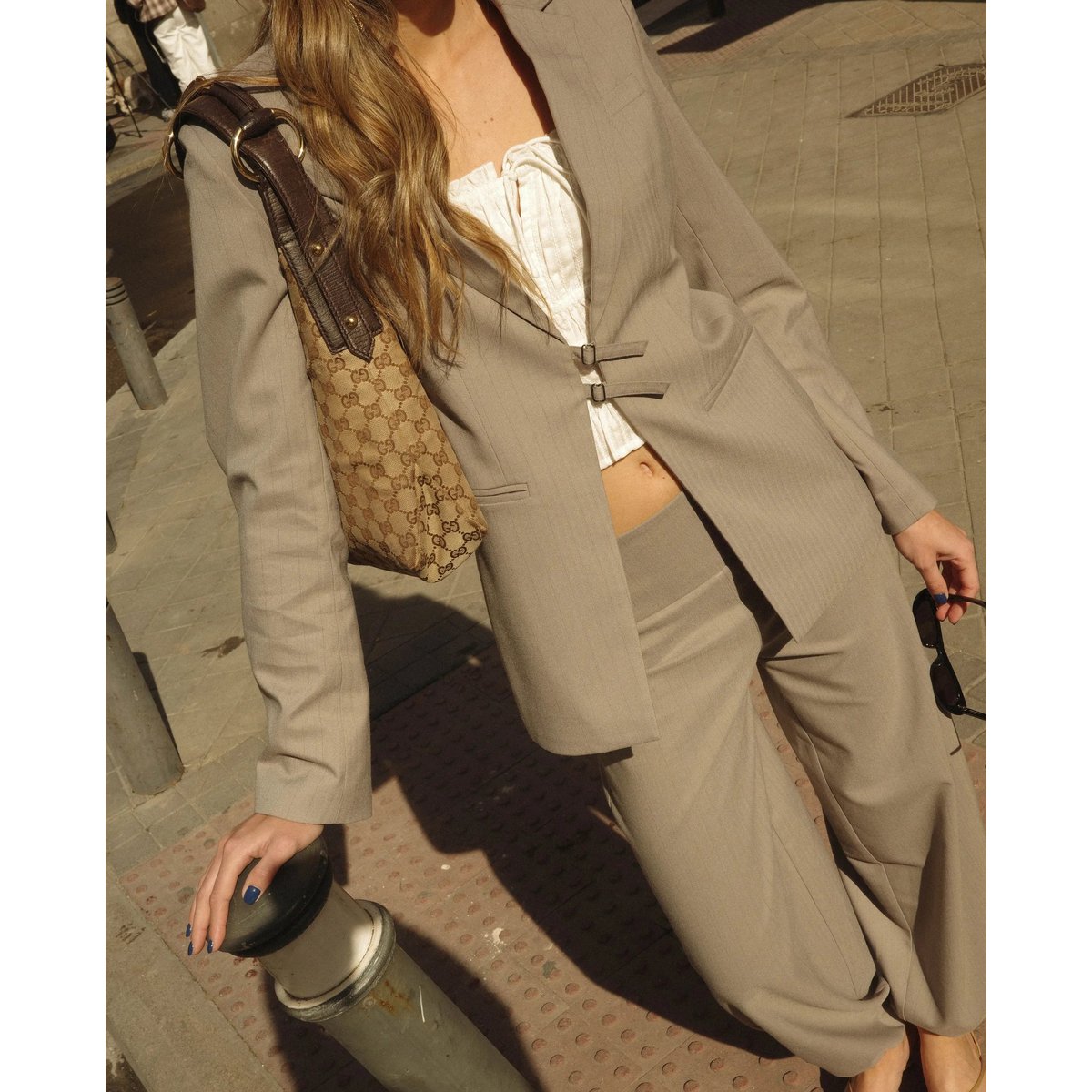 Blazer à fermeture par boucles de femme gris, THE-ARE