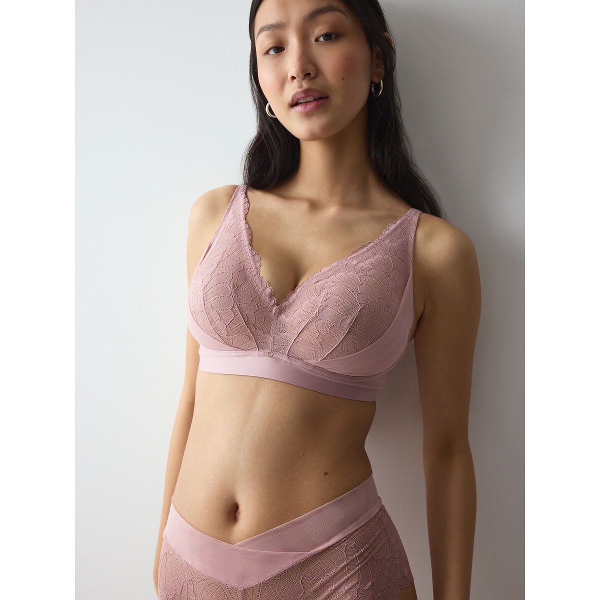 Sujetador de encaje LOVE IN LACE N02 rosa viejo , TRIUMPH