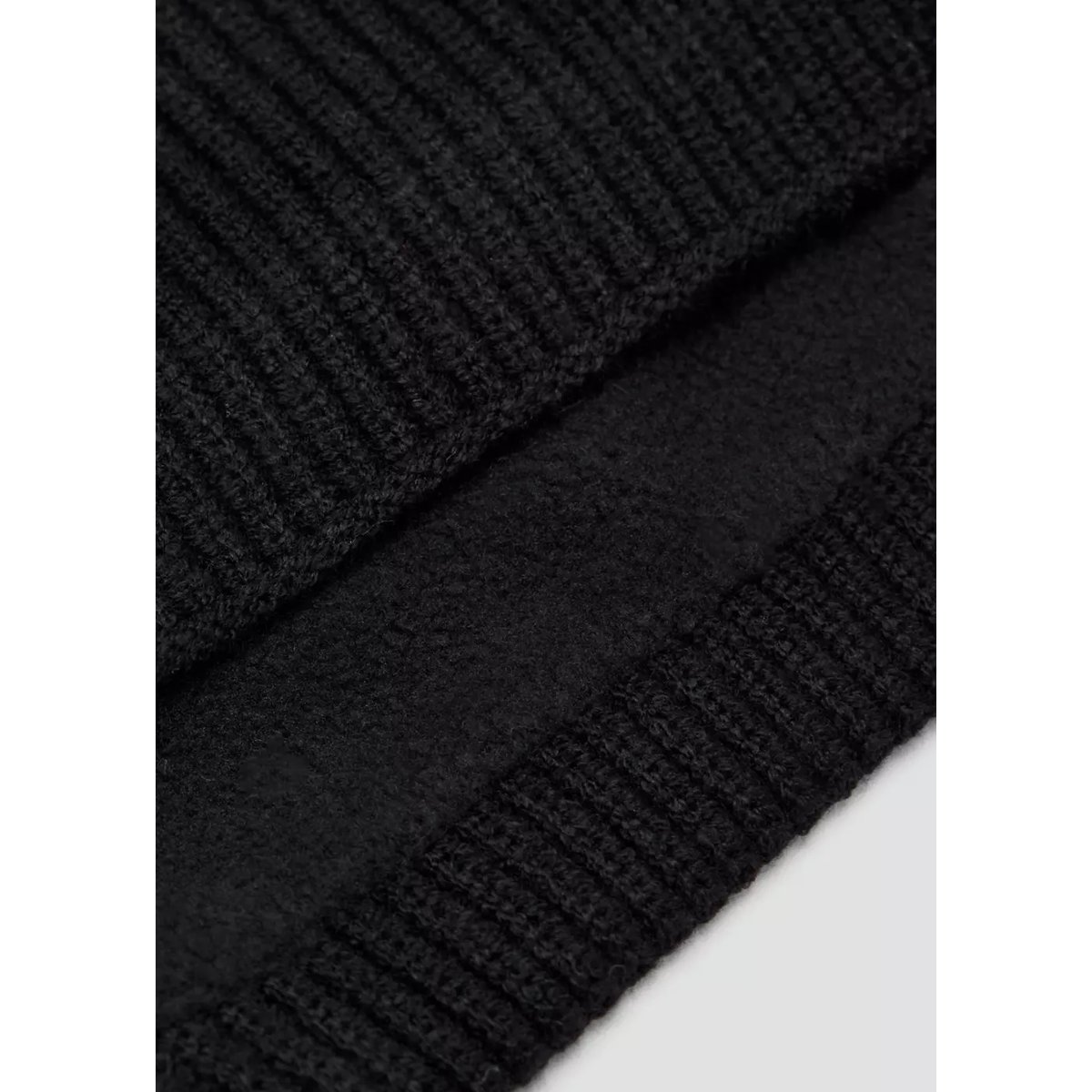 Écharpe en maille côtelée avec logo en relief noir, MANGO KIDS