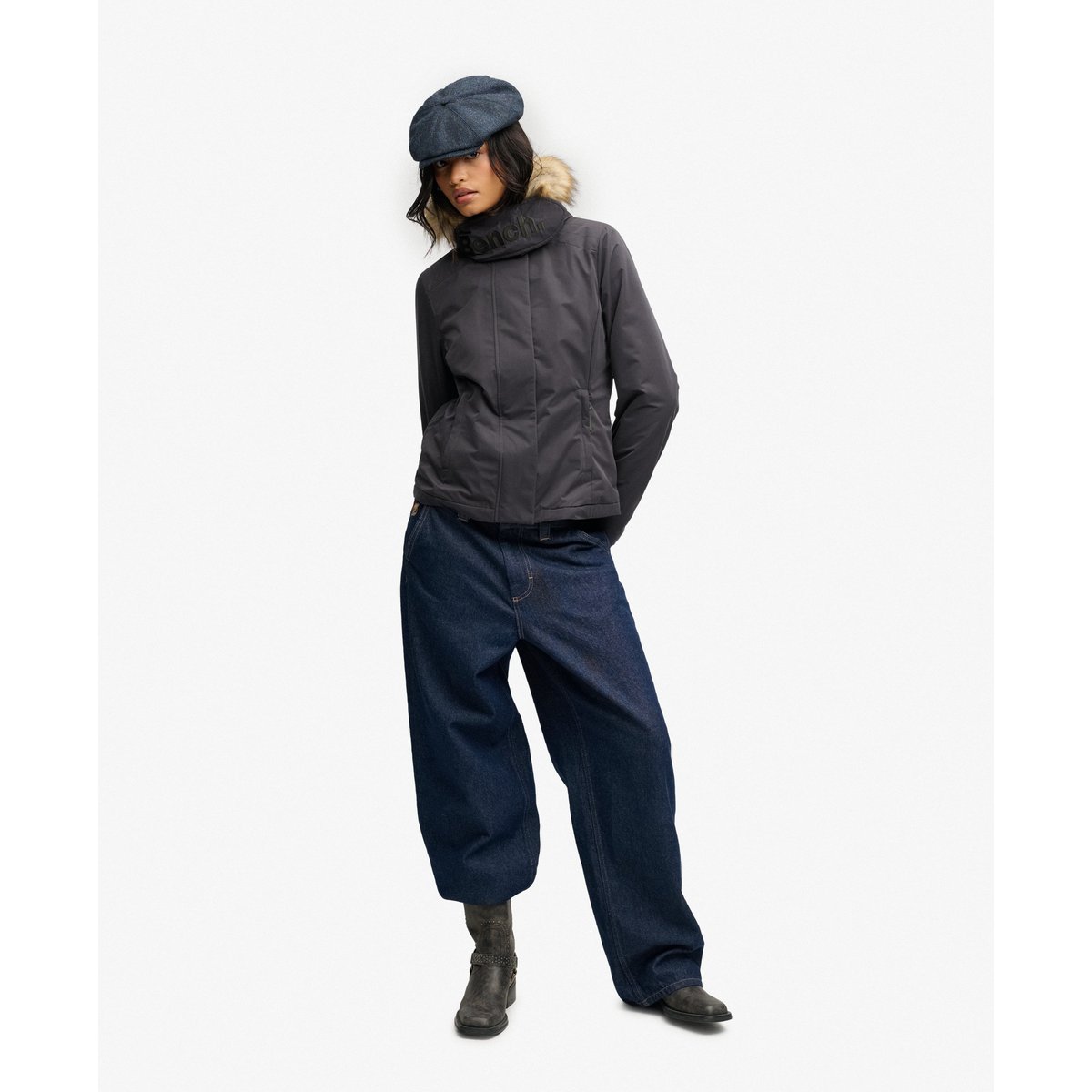 Veste Coupe-vent Bench à Capuche en imitation Fourrure gris anthracite/ gris anthracite beluga, SUPERDRY