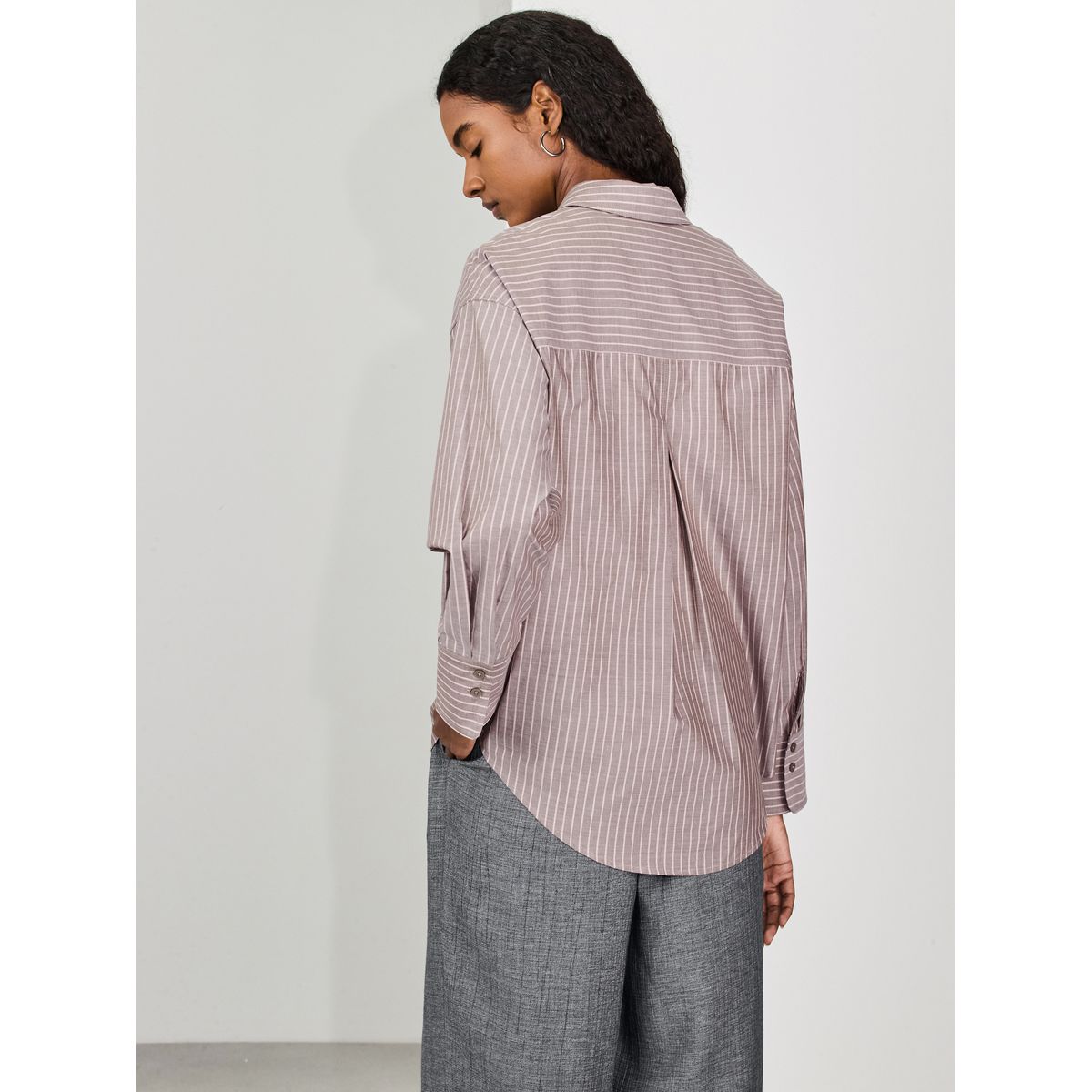 Chemise boyfriend oversize à manches longues rayures marron chocolat/rose, NEXT
