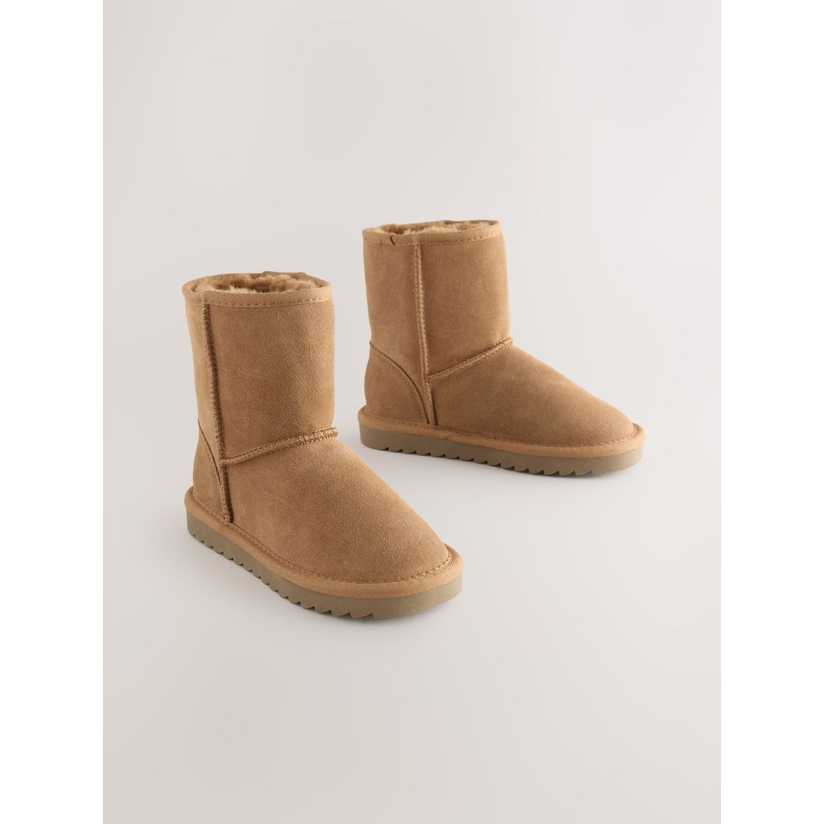 Bottes à enfiler en daim déperlant marron fauve, NEXT