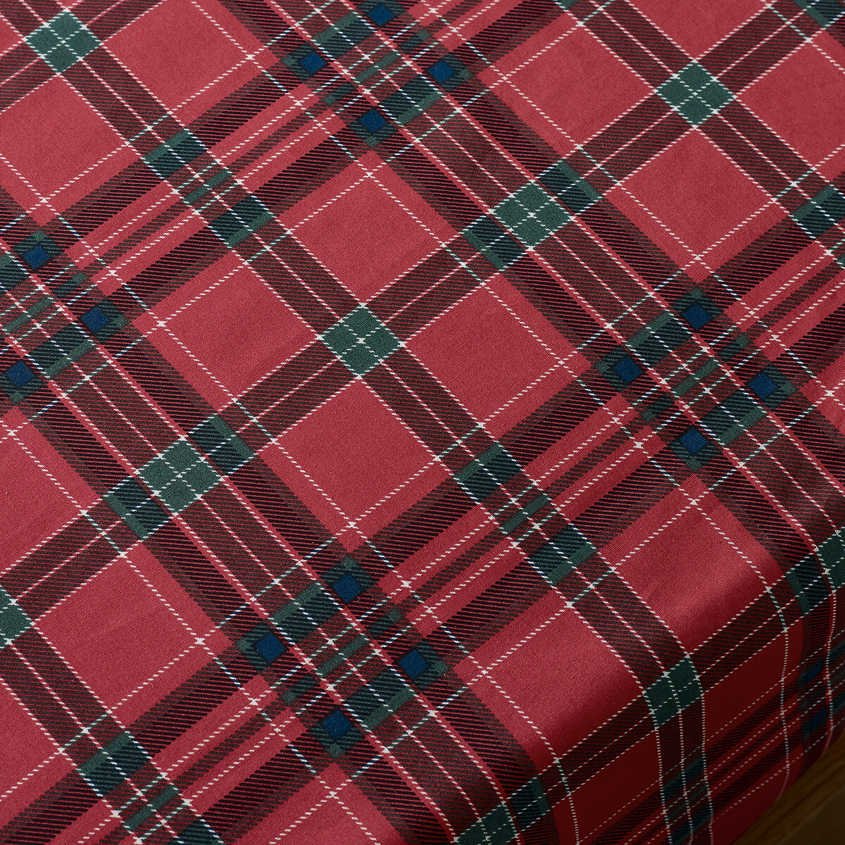 Tartan Check Fitted Sheet red, CATHERINE LANSFIELD