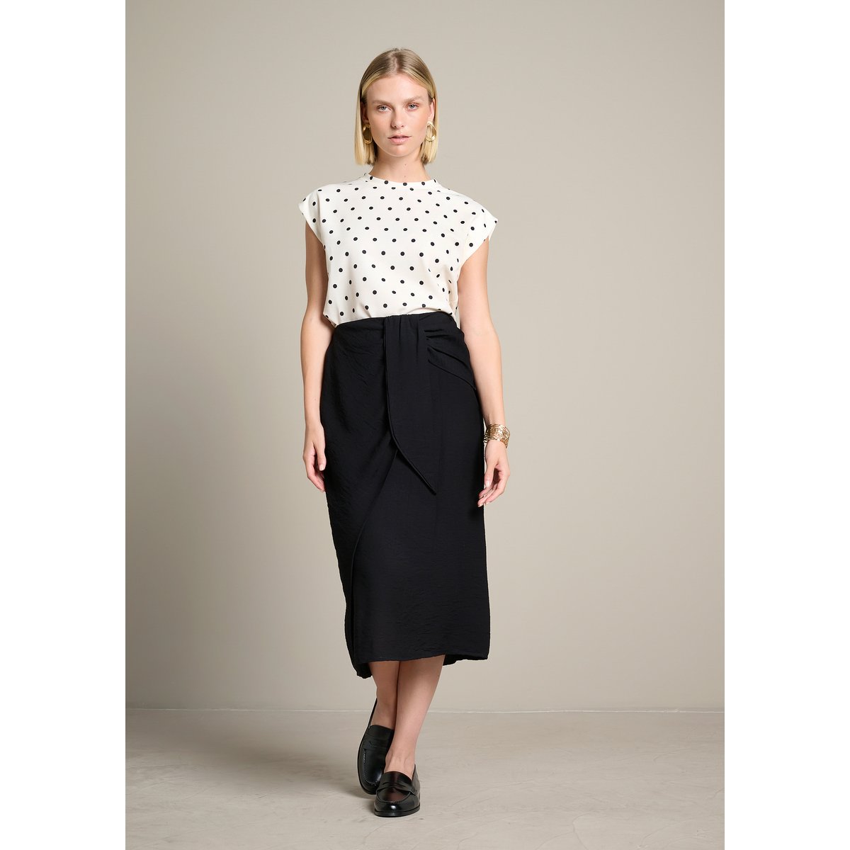 Jupe midi drapée à la taille noir, LOLALIZA