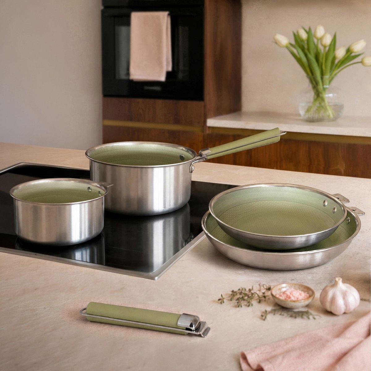 Batterie de cuisine 4 pièces en acier inoxydable avec 2 poignées, AGLAE vert, MENASTYL
