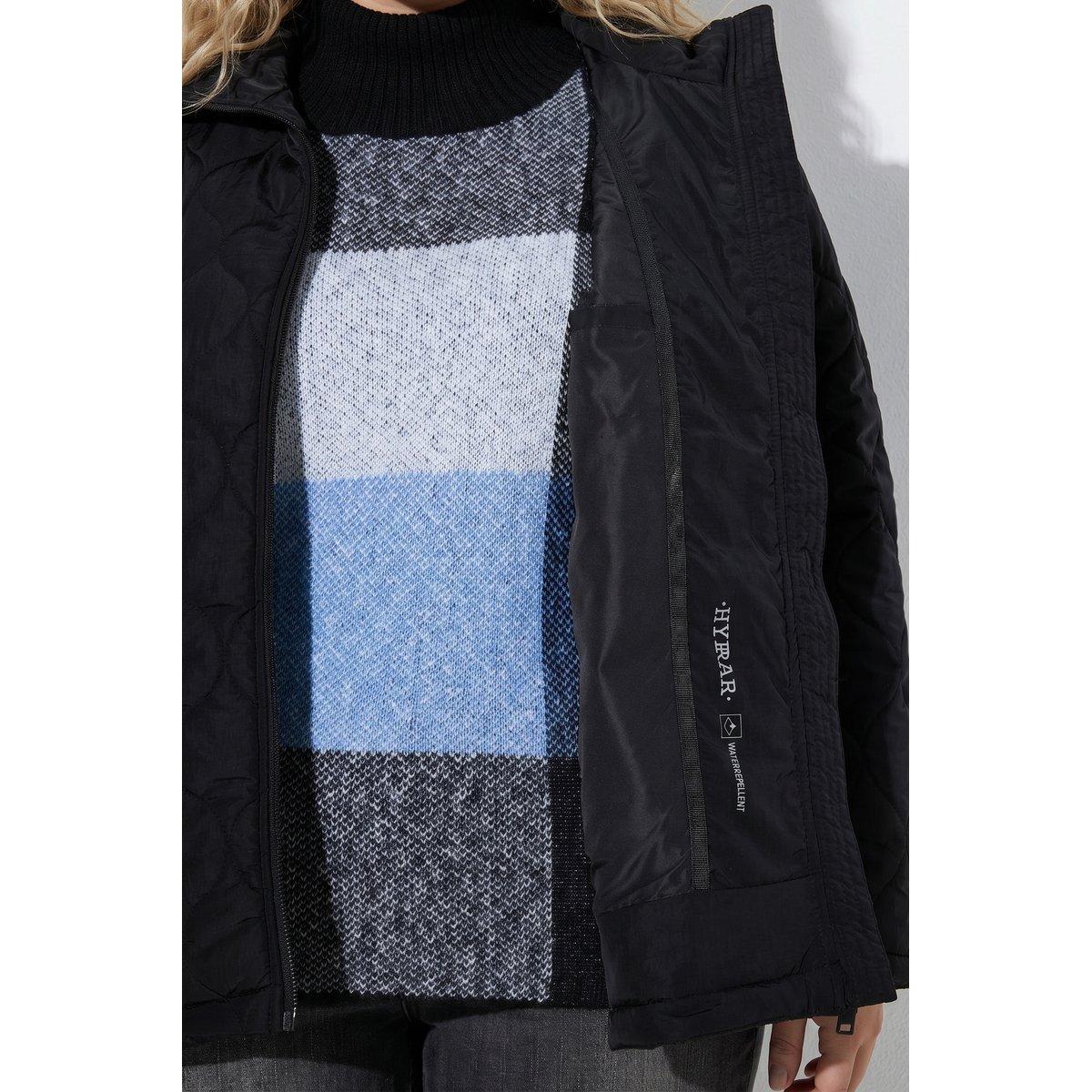 Veste matelassée HYPRAR avec col montant noir, ULLA POPKEN
