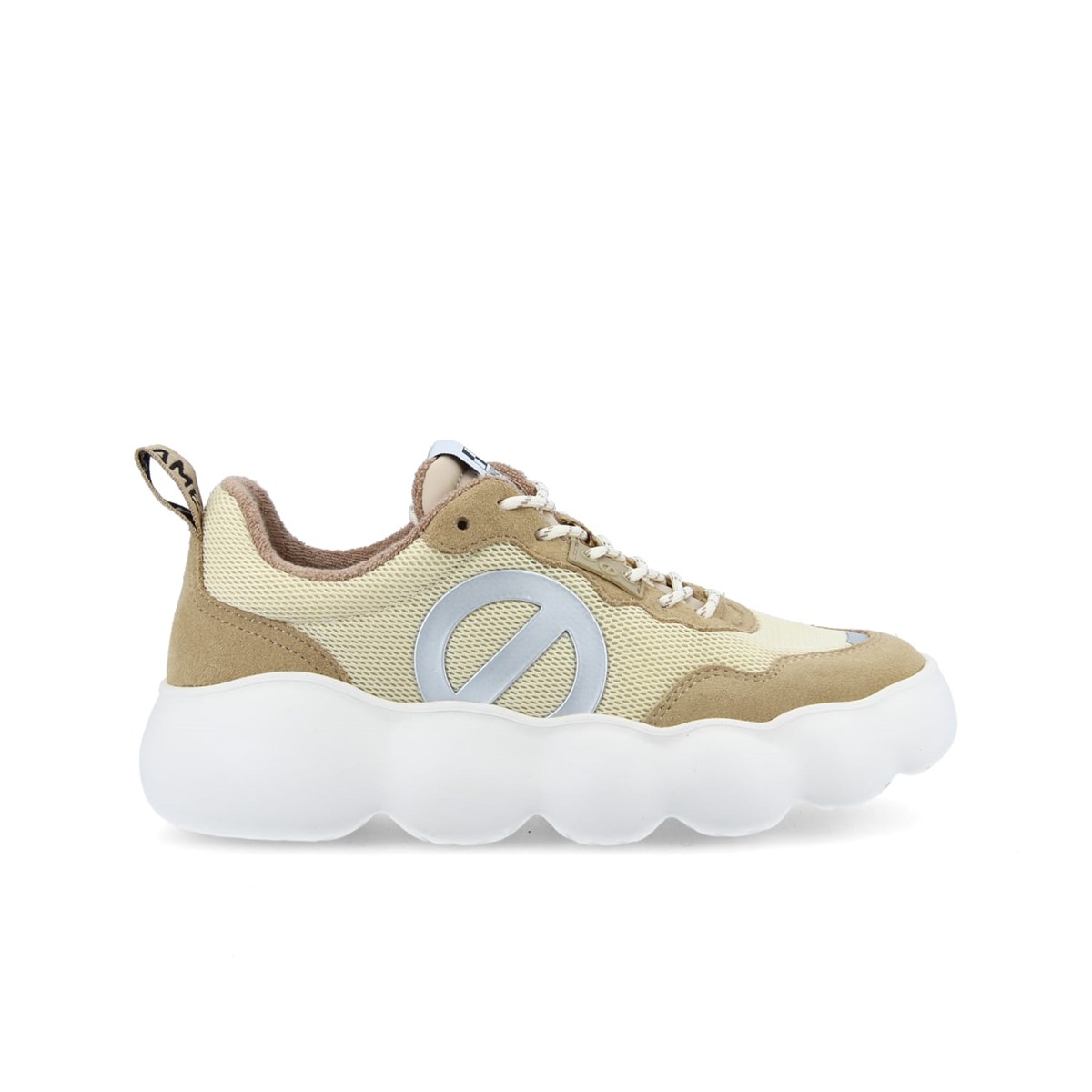 Baskets avec bulles d'air GONG JOGGER beige, NO NAME