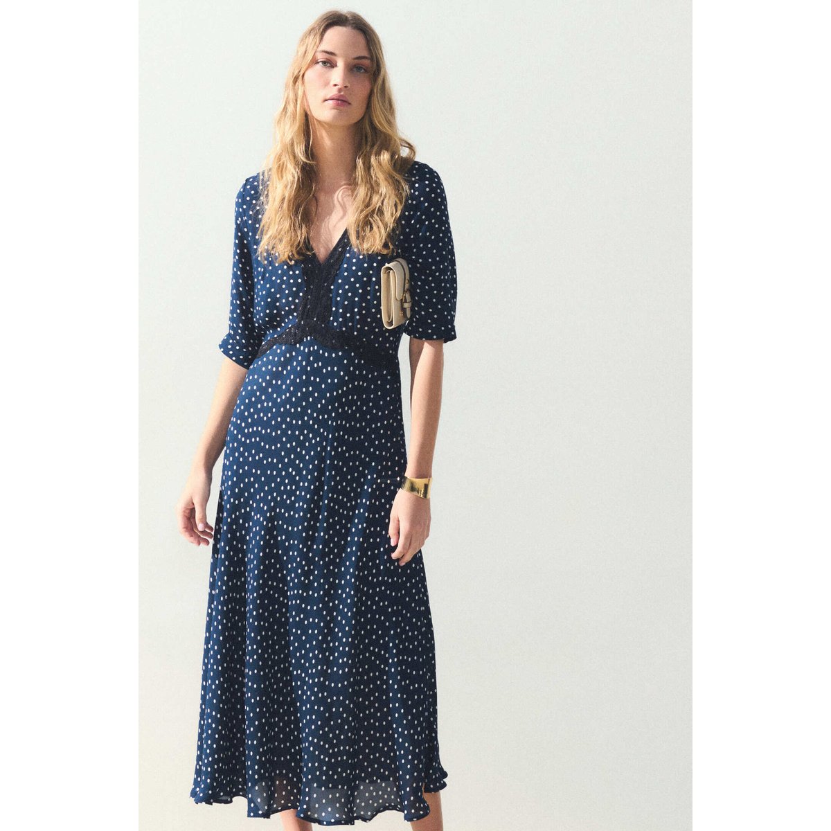 Robe longue cintrée col v RUMBA bleu marine, CAROLL