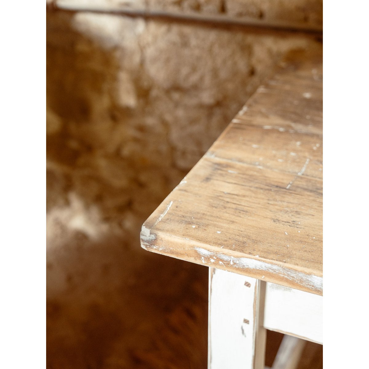 Table à manger en chêne Romy N°1541 - Bon état blanc, DEBONGOUT