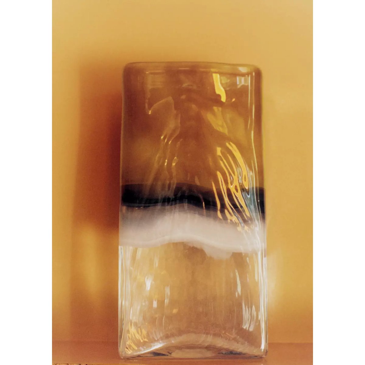 Vase en cristal 100 % semi-transparent ocre, MANGO HOME