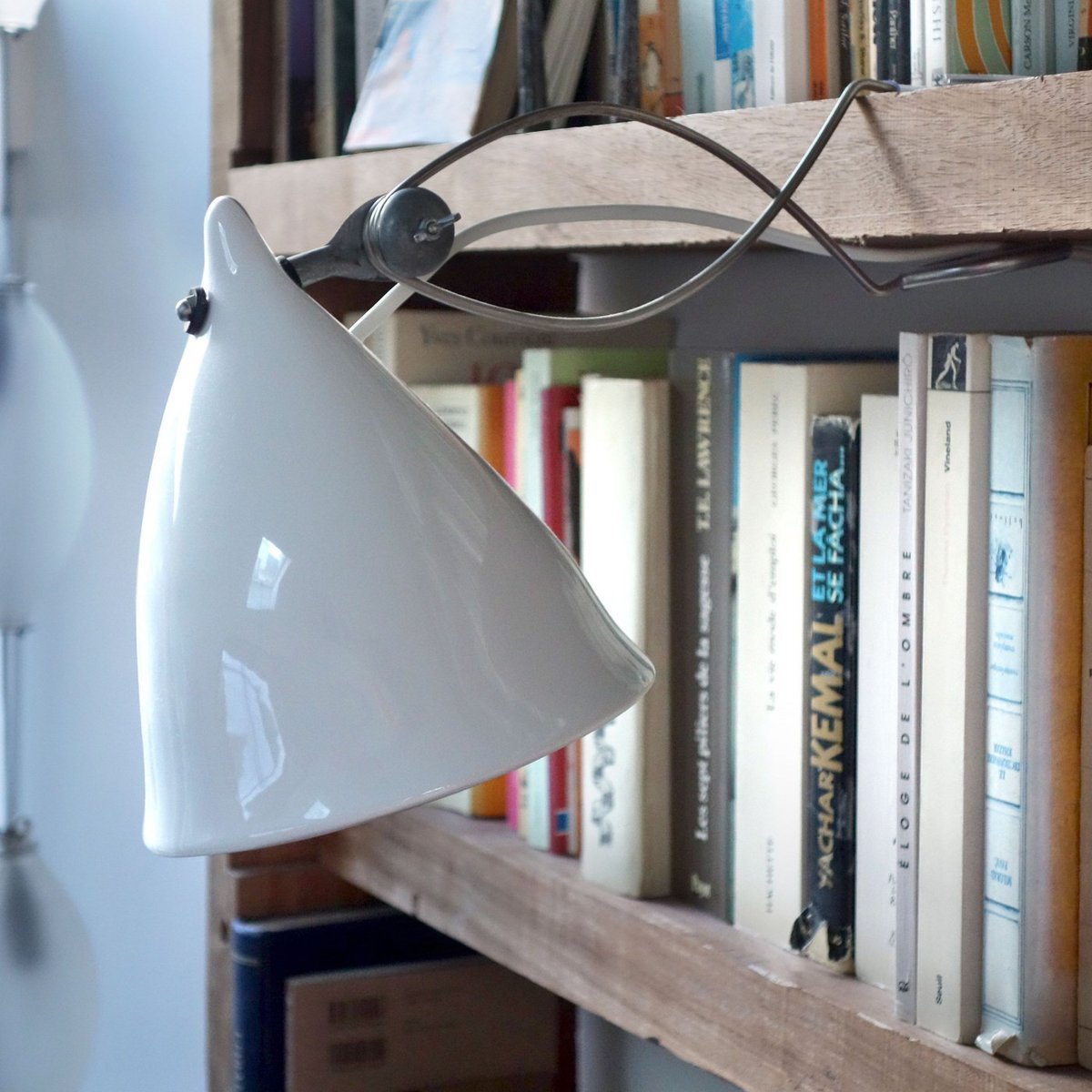Lampe Cornette à Pincer Porcelaine blanc brillant, TSE ET TSE ASSOCIÉES
