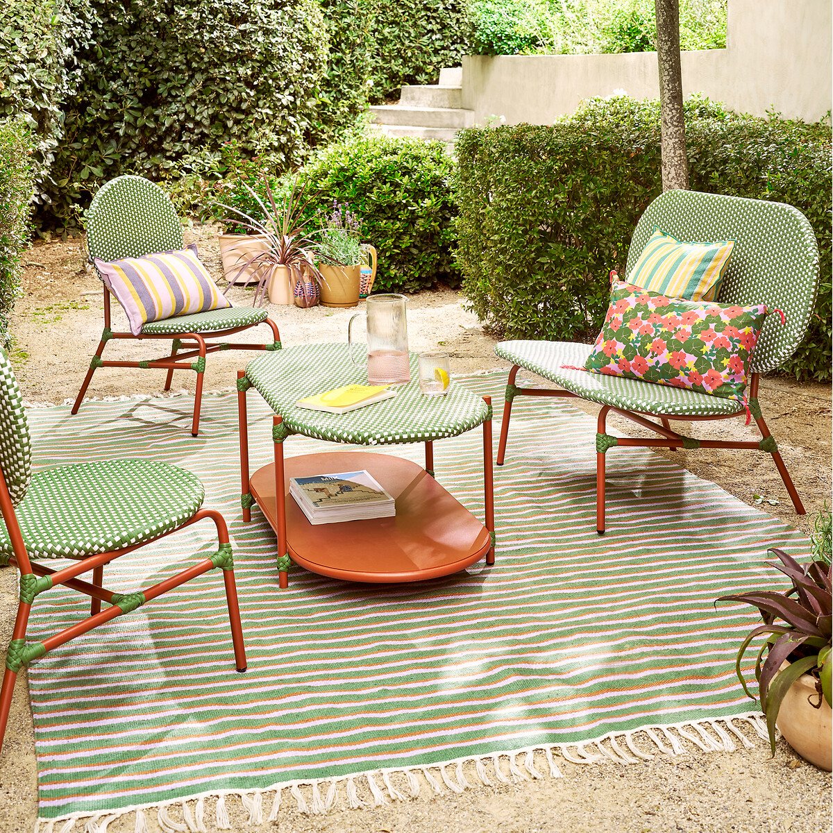 Banco de jardim em metal e resina tecida, Matu vermelho/verde/branco, LA REDOUTE INTERIEURS