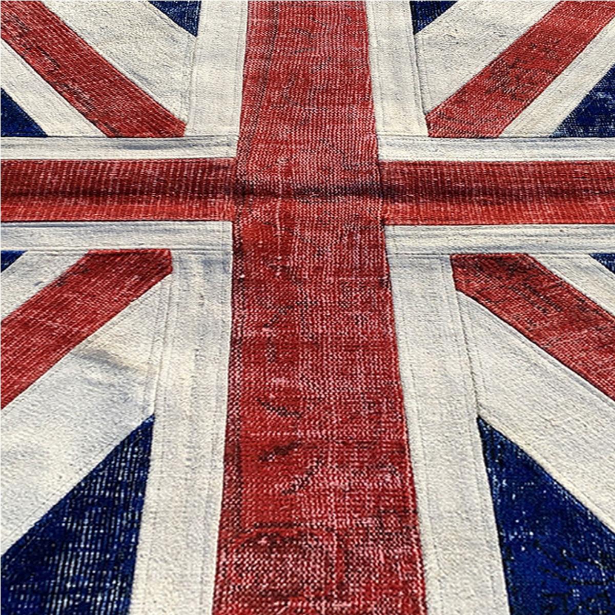Tapis salon et chambre fait main en laine motif géométrique rouge, UN AMOUR DE TAPIS