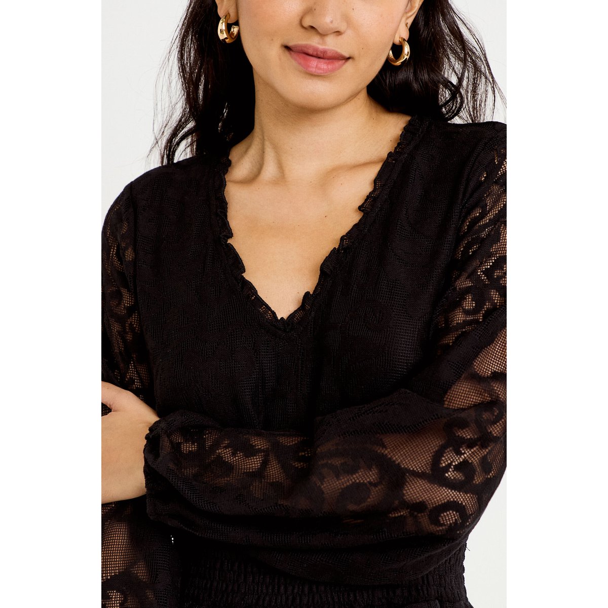 Robe courte évasée en dentelle col v noir, CACHE CACHE