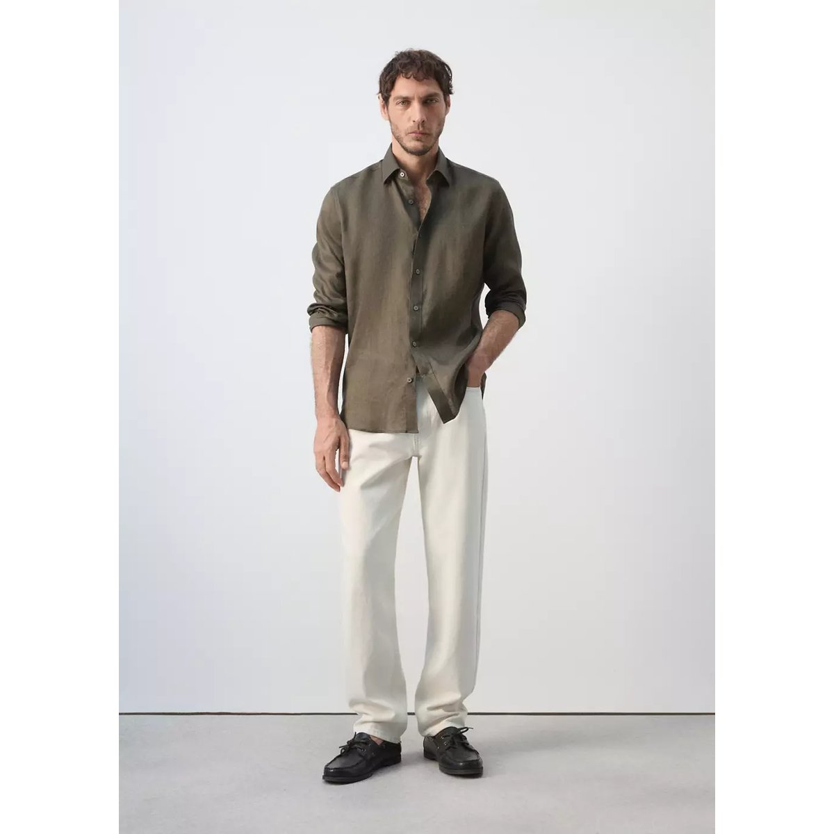 Chemise regular fit 100 % lin vert moyen, MANGO MAN