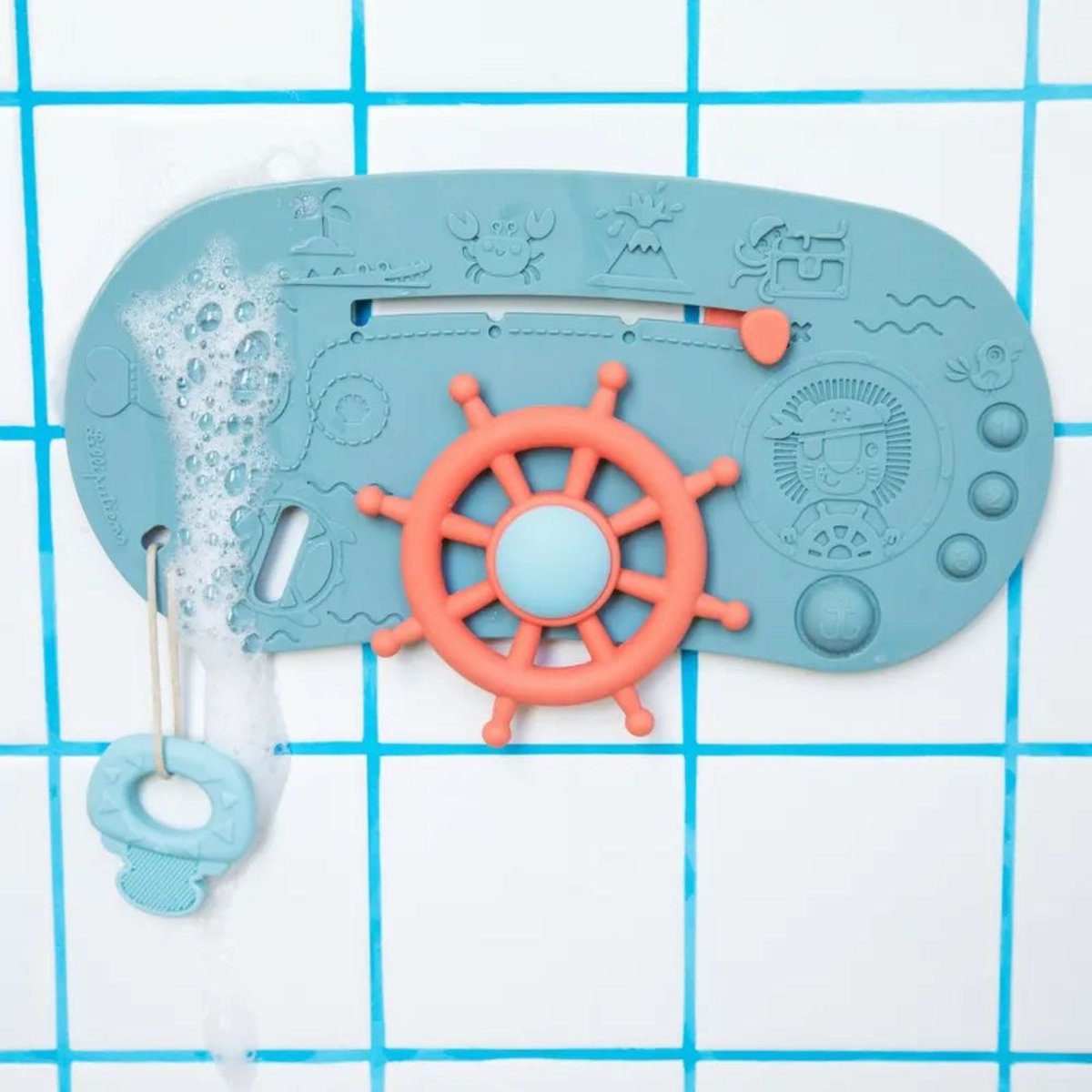 Panneau d'activités pour le bain Bateau pirate couleur unique, LILLIPUTIENS
