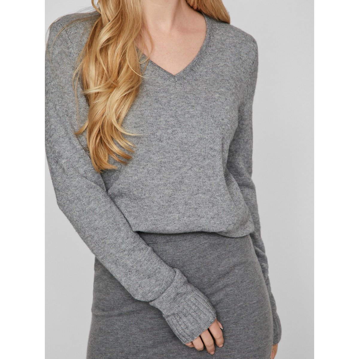 Jersey con cuello de pico de punto fino medium grey, VILA