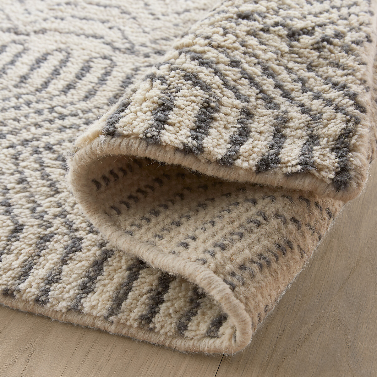 Tapis en laine, noué main, Fatonia ecru + gris + bleu, AM.PM