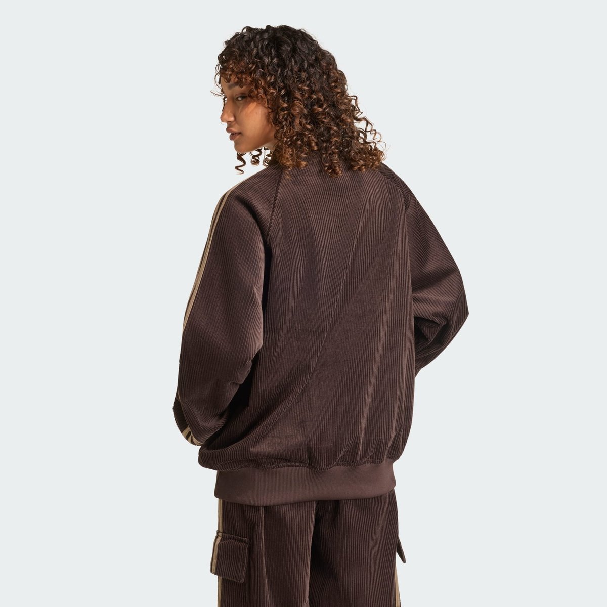 Veste De Survêtement Sst Oversize En Velours Côtelé Veste De Survêtement Sst Oversize En Velours Côtelé aurora coffee / khaki six, adidas Originals