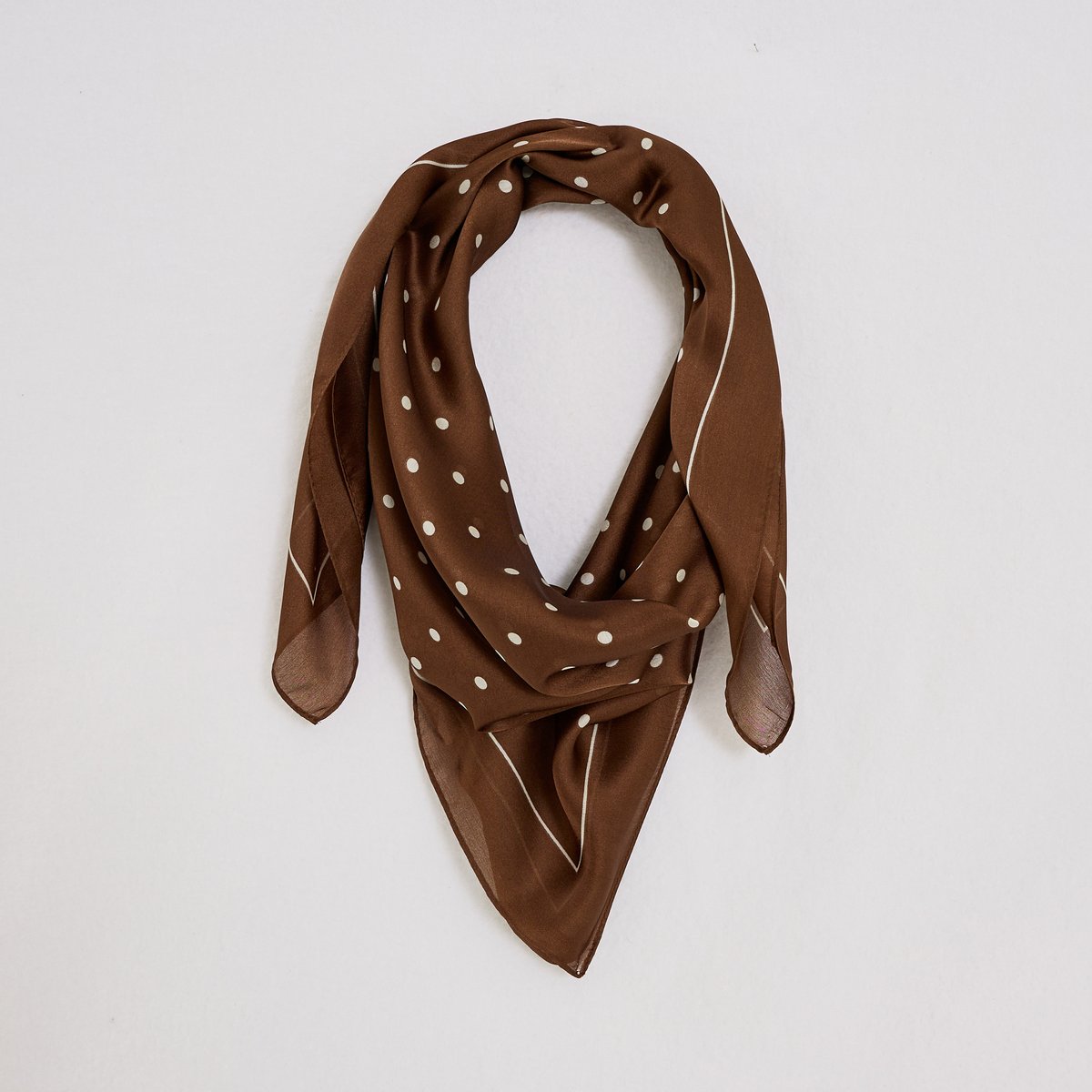 Foulard carré à pois marron, GRAIN DE MALICE